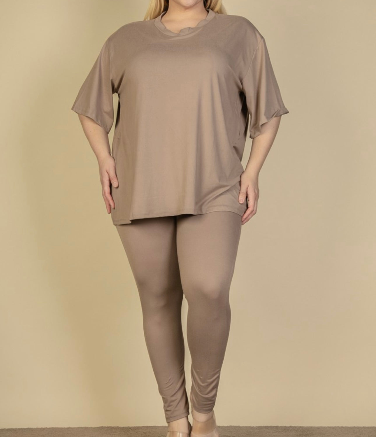 Plus Size T-shirt & legging set (Brown)